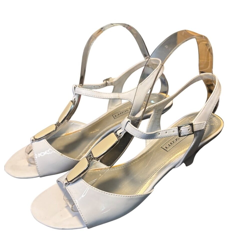 Laura Scott White Patent Leather Sandals With T-Strap Block Heel Size 8